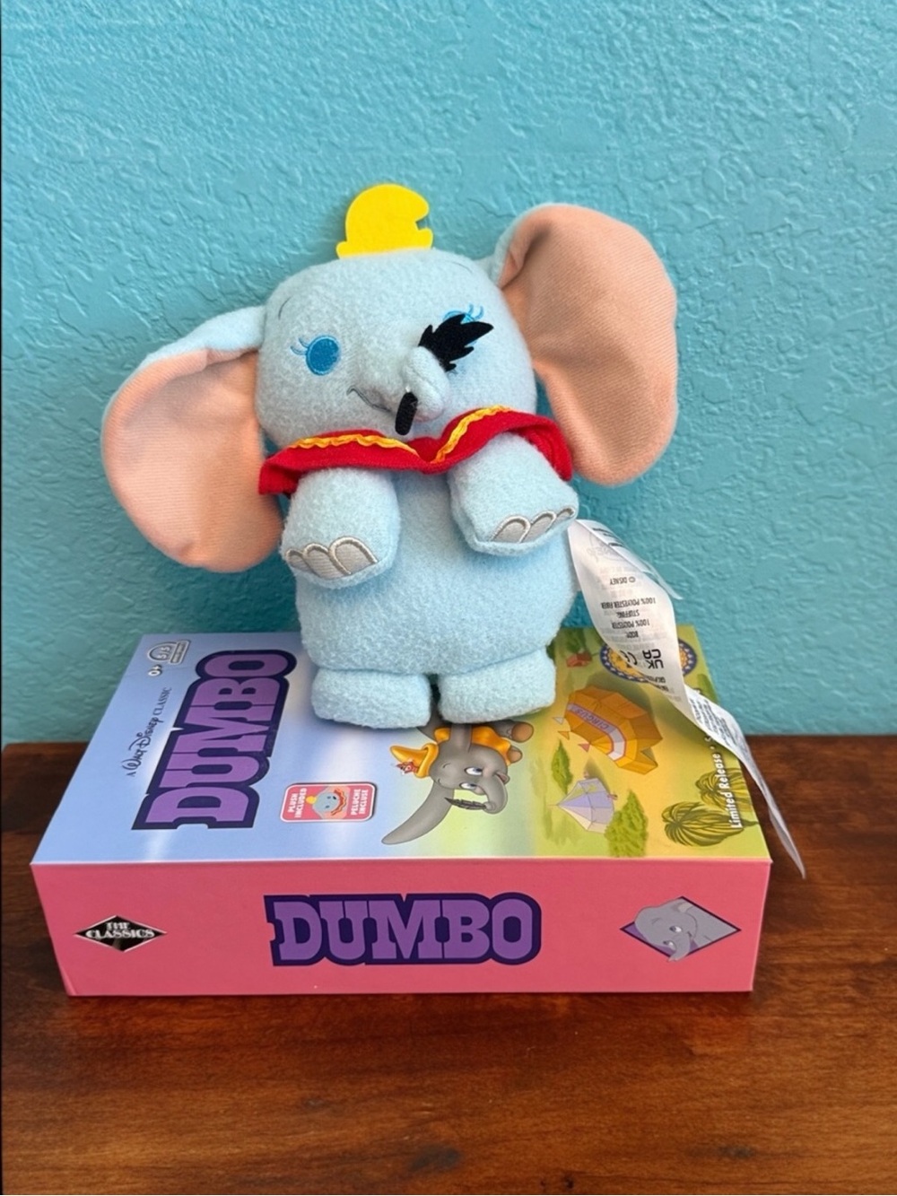 Disney‎ Parks Dumbo 80th Anniversary Plush VHS Box Limited Release Collectible